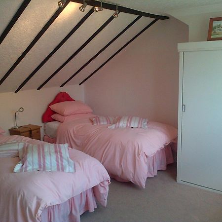 Follets B&B Pewsey Екстериор снимка